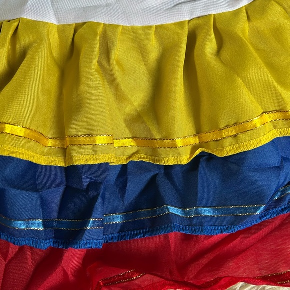 Colombia Cumbia Set Dance - Picture 5 of 5